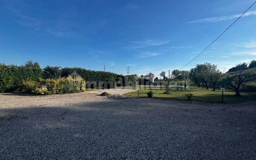 Villa unifamiliare Strada Riviera Mincio, Formigosa Castelletto Borgo, Mantova — foto 3 di 31