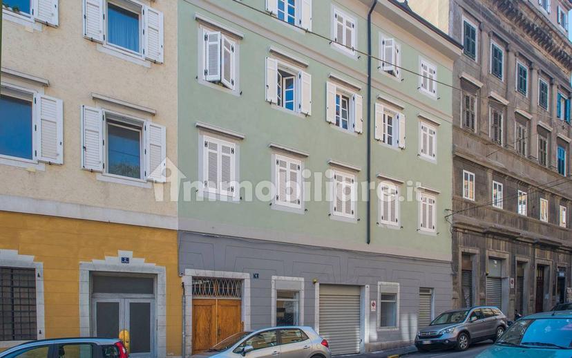Trilocale via Santi Martiri 4, Città Vecchia, Trieste — foto 8 di 9