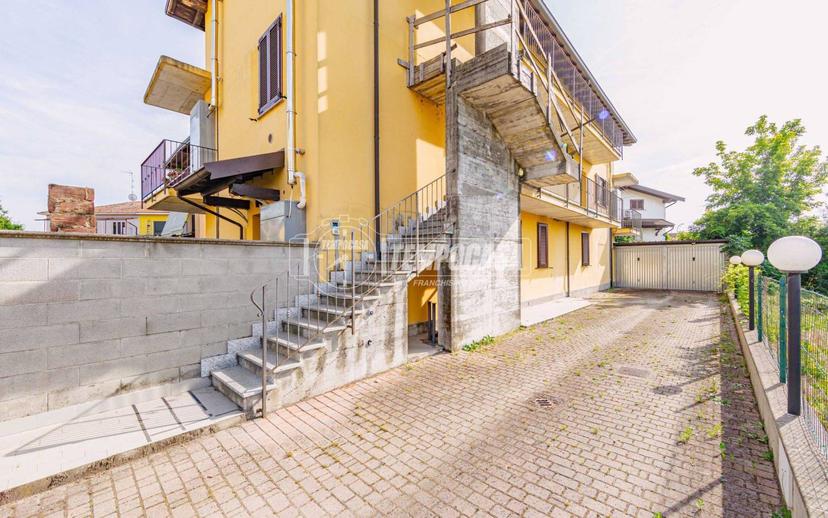 Trilocale via Cappuccini 37/B, Vallere, Castellana, Vigevano — foto 6 di 27