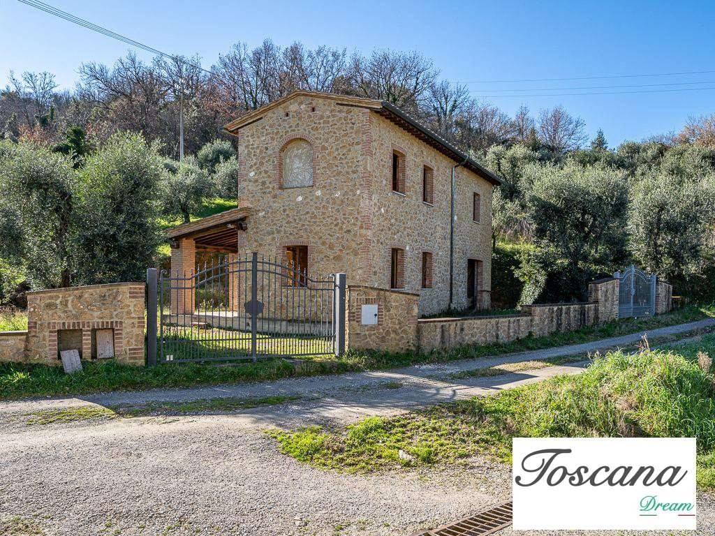 Rustico frazione PODERE CIPRESSO, snc, Volterra