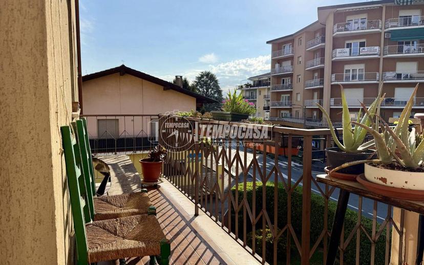 Quadrilocale via Vittorio Veneto 58, Centro, Arona — foto 33 di 39