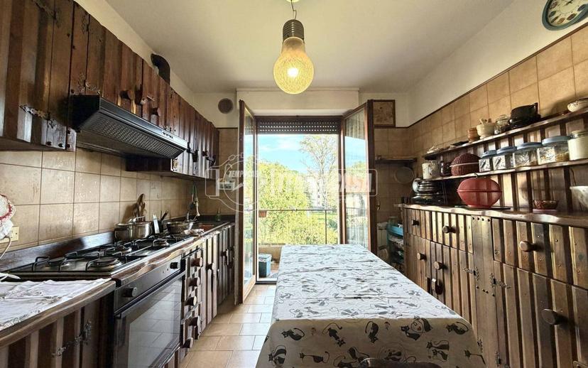 Quadrilocale via Vittorio Veneto 58, Centro, Arona — foto 11 di 39