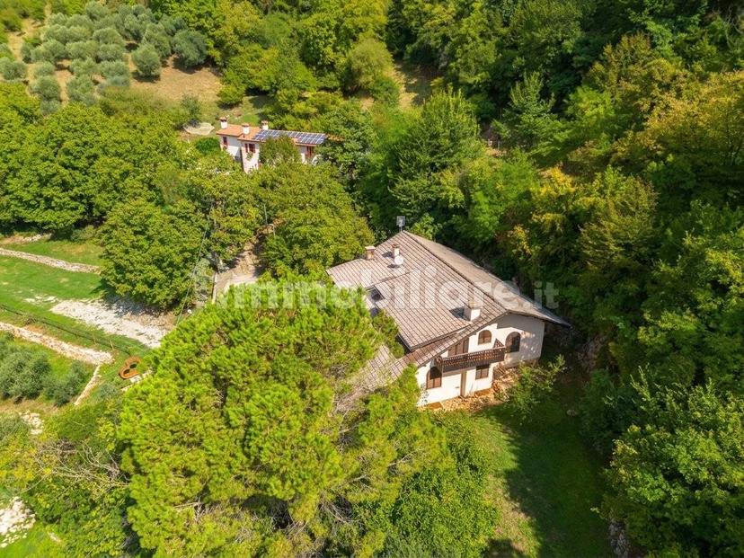 Villa unifamiliare via San Giorgio, Solagna — foto 34 di 45