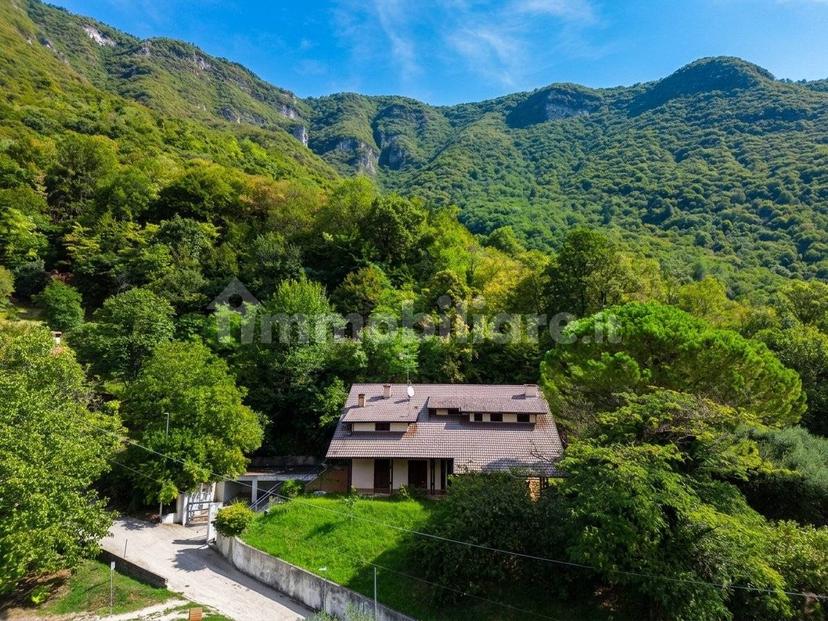Villa unifamiliare via San Giorgio, Solagna — foto 37 di 45