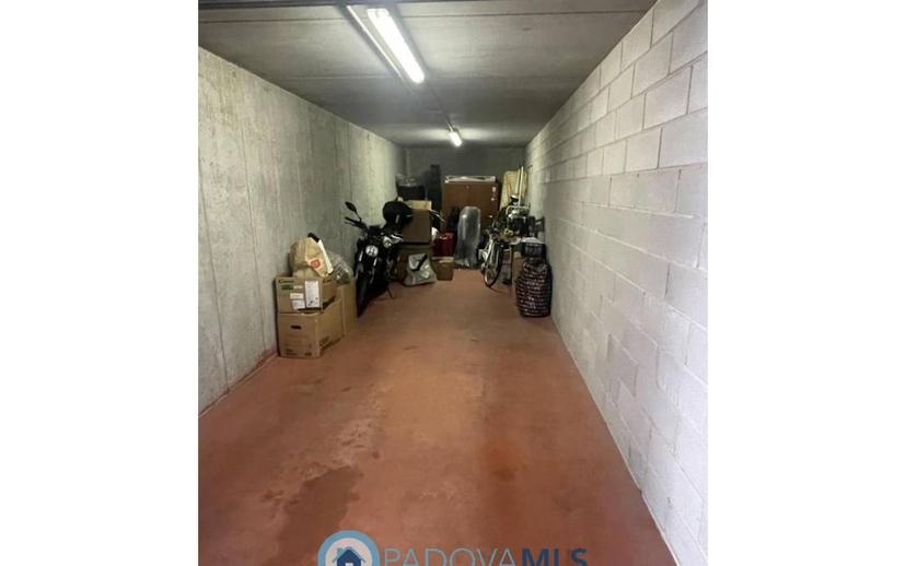 Bilocale via Cristoforo Colombo, 24, San Domenico, Selvazzano Dentro — foto 2 di 7