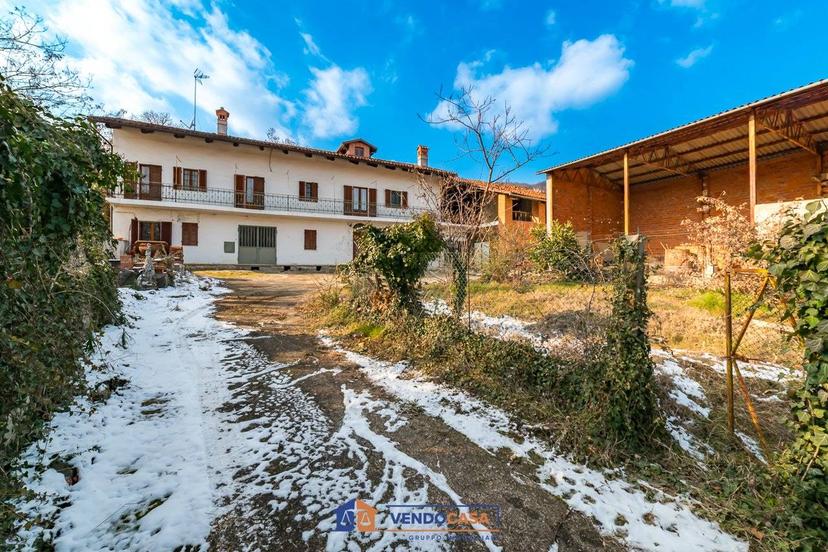 Casale via Monte Ollero 71, Busca — foto 4 di 21