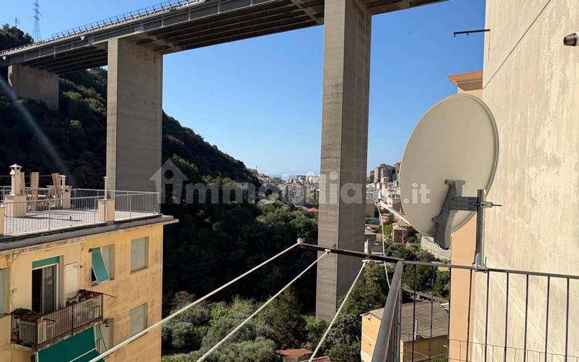 Bilocale via Cadighiara, Borgoratti, Genova