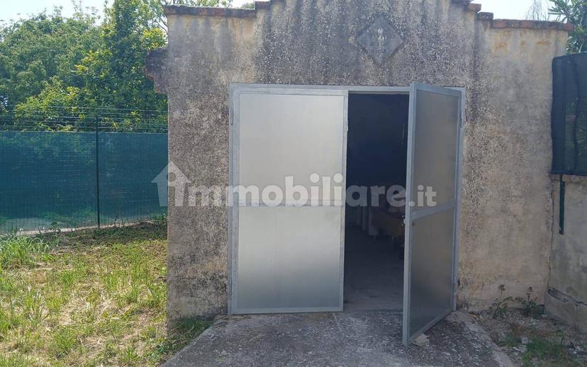 Villa a schiera via Legnago, Lunetta Frassino, Mantova — foto 3 di 11