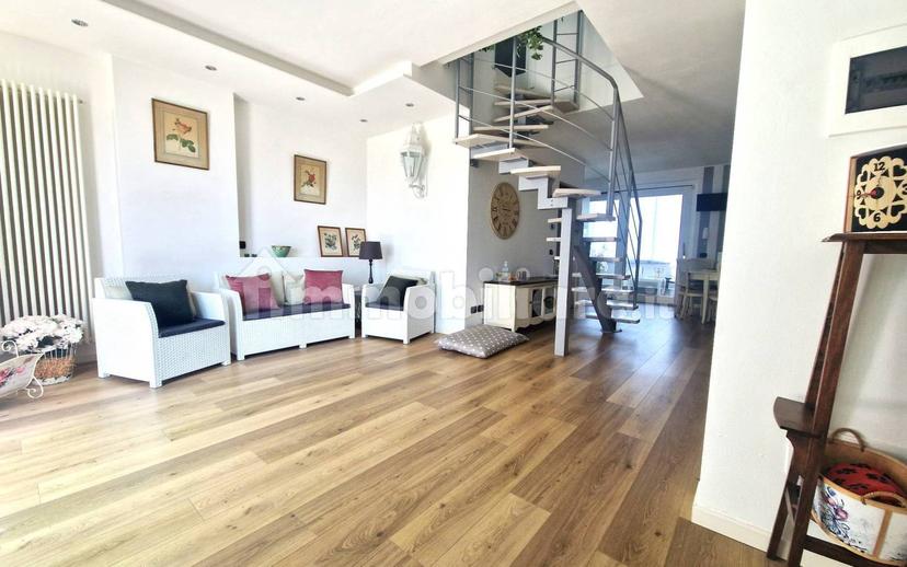Trilocale via Colombarola 22, Centro, Sirmione — foto 29 di 38