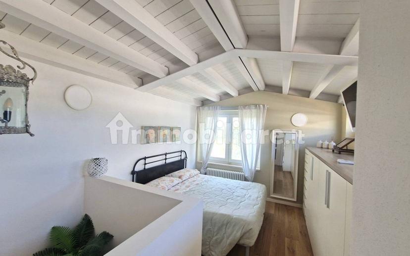 Trilocale via Colombarola 22, Centro, Sirmione — foto 36 di 38