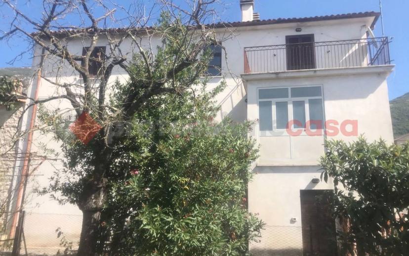 Appartamento via Borgo Provaroni, 40, Villa Provaroni, Poggio Bustone — foto 2 di 31