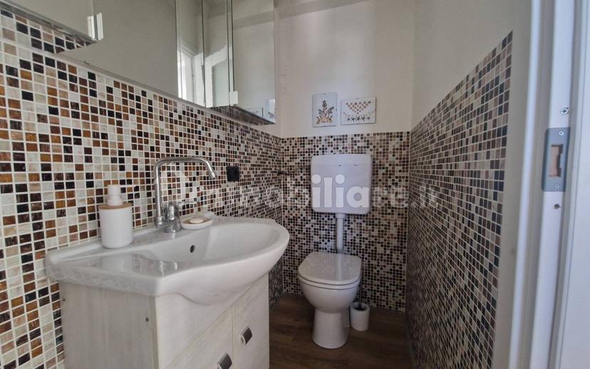 Trilocale via Colombarola 22, Centro, Sirmione — foto 32 di 38