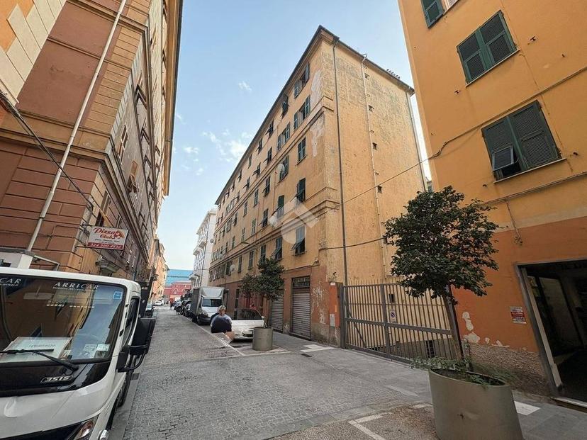 Quadrilocale via verona 6, Cornigliano, Genova — foto 2 di 14