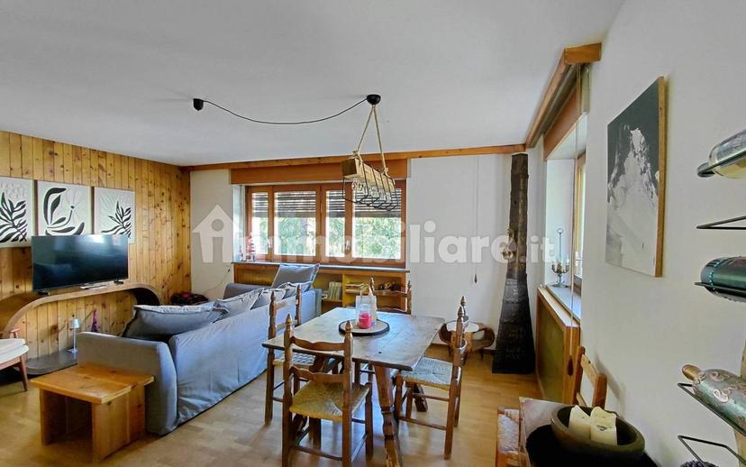 Trilocale via Regionale 5, Centro, Courmayeur — foto 26 di 30