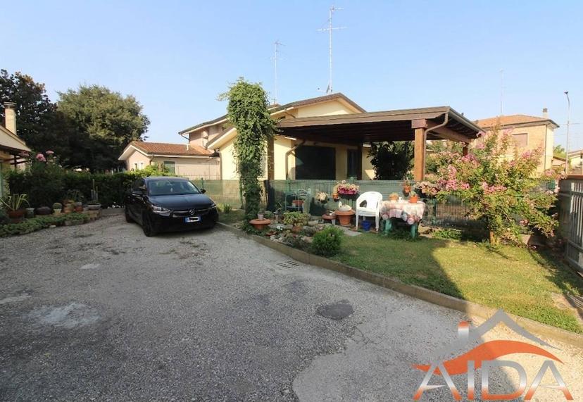 Appartamento via G.b. Aleotti 53, Centro, Argenta — foto 2 di 15
