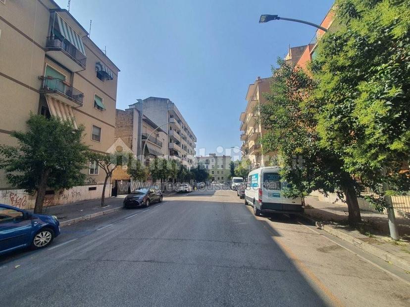 Trilocale via Cardinale Annibale da Ceccano 21, Centro Storico - Corso Trieste, Caserta — foto 2 di 40