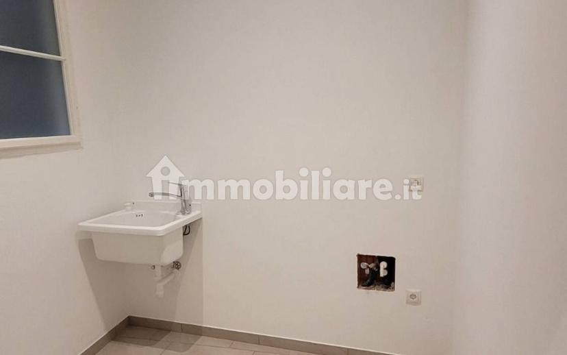 Trilocale ottimo stato, secondo piano, Centro, Merano — foto 8 di 10
