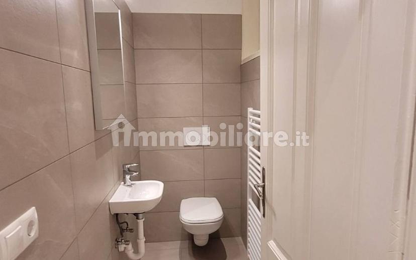 Trilocale ottimo stato, secondo piano, Centro, Merano — foto 9 di 10