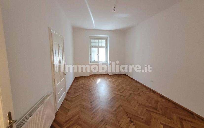 Trilocale ottimo stato, secondo piano, Centro, Merano — foto 4 di 10