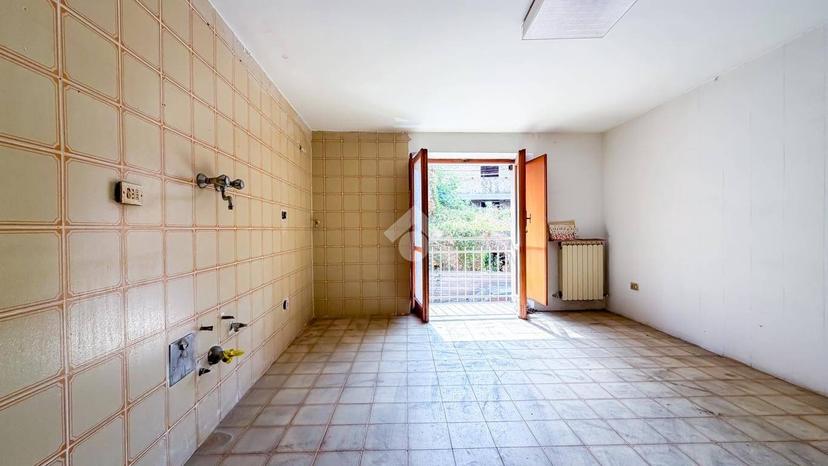 Trilocale via abate tosti 23, Centro, Formia — foto 26 di 38