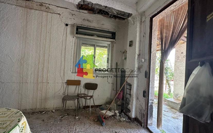 Villa unifamiliare via Castiglione, Castiglione di Sicilia — foto 2 di 36