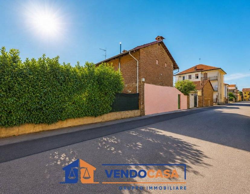 Villa unifamiliare via Principe Amedeo 10, Centro, Trofarello — foto 16 di 30