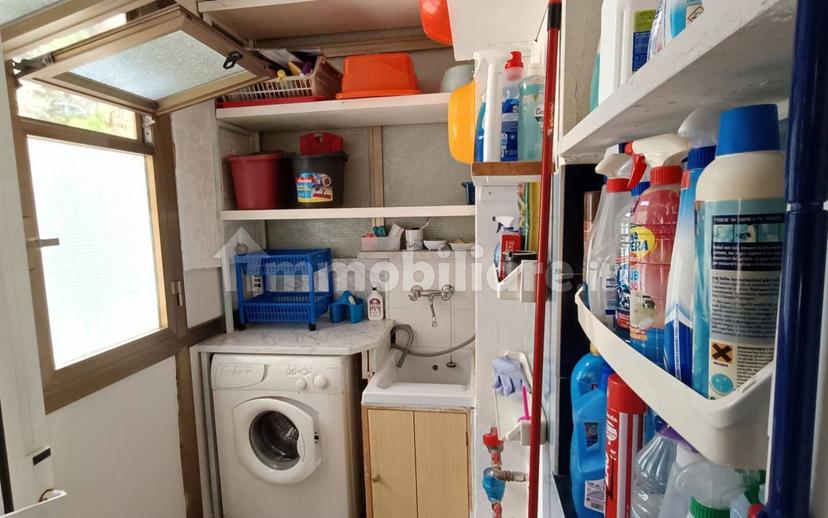 Quadrilocale via Carlo V 72, Centro Storico, Catanzaro — foto 9 di 49