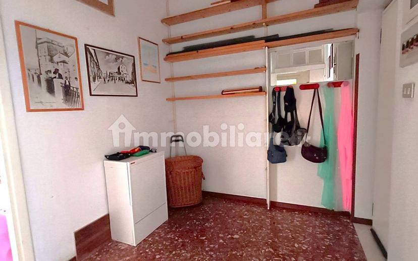 Quadrilocale via Carlo V 72, Centro Storico, Catanzaro — foto 35 di 49