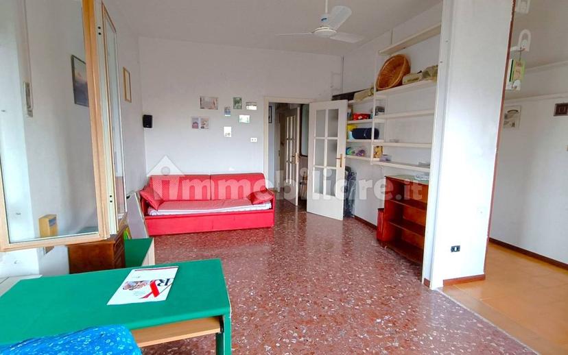 Quadrilocale via Carlo V 72, Centro Storico, Catanzaro — foto 20 di 49