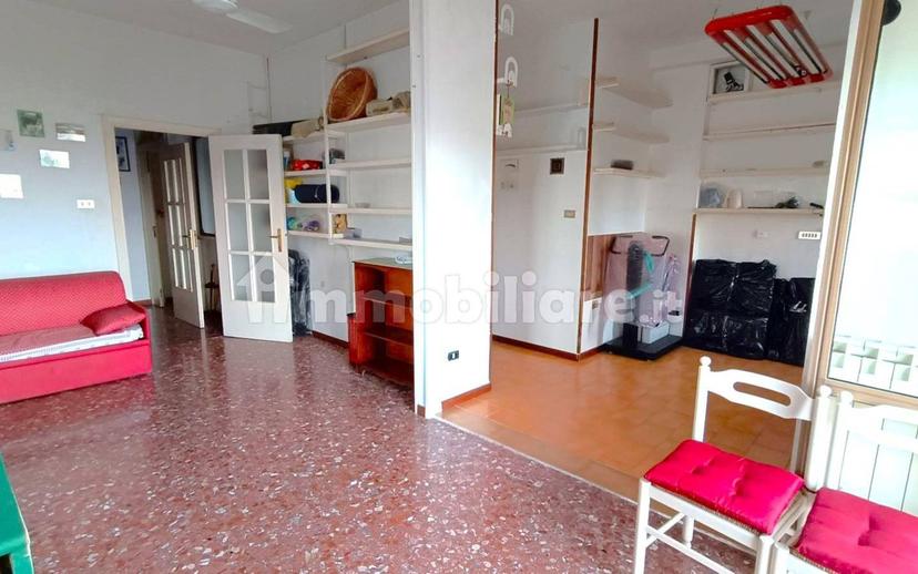 Quadrilocale via Carlo V 72, Centro Storico, Catanzaro — foto 6 di 49