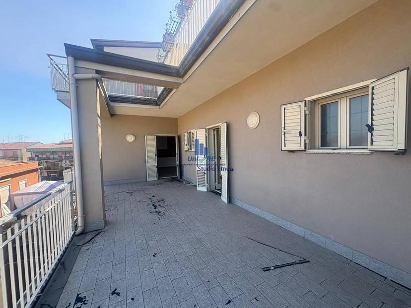 Quadrilocale via della regione, Centro, San Giovanni la Punta — foto 2 di 33