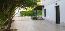 Villa bifamiliare via Staffieri 31, Centro, Cappelle sul Tavo