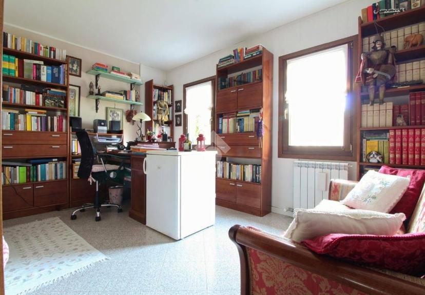 Villa unifamiliare, ottimo stato, 200 m², Centro, Meolo — foto 2 di 34