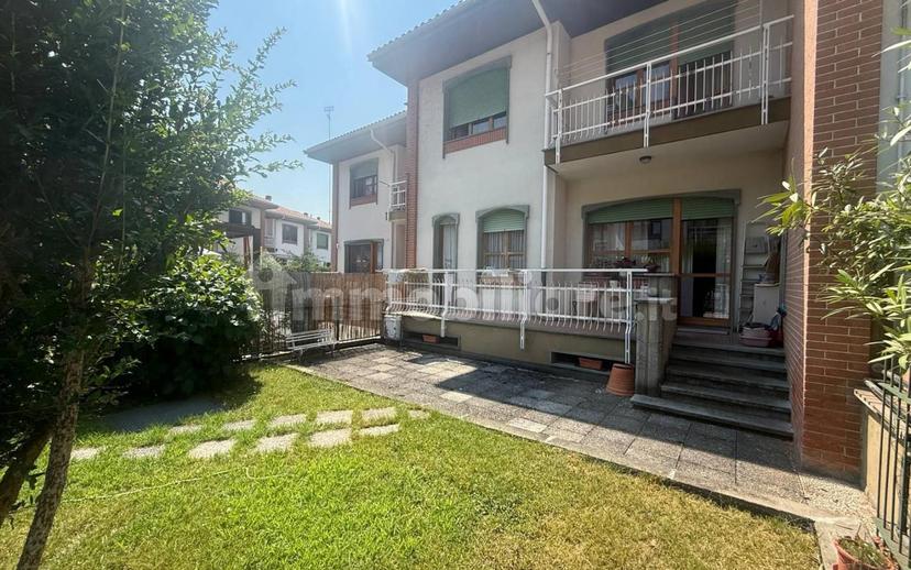 Terratetto unifamiliare 225 m², Madonna dell'Olmo, Cuneo — foto 12 di 43