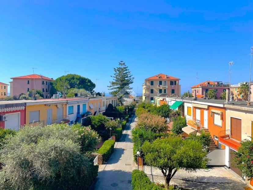 Bilocale via frugoni 19, Centro, Lavagna — foto 2 di 29