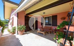 Villa a schiera 5 locali, ottimo stato, Casino, Castelnovo Ne' Monti