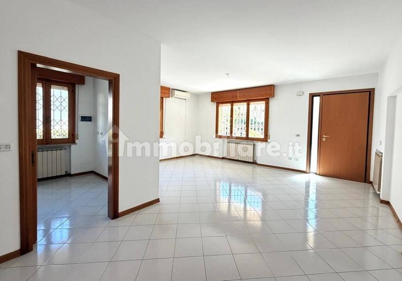 Quadrilocale viale Carbonia, Papini - Oltremare, Riccione — foto 2 di 22