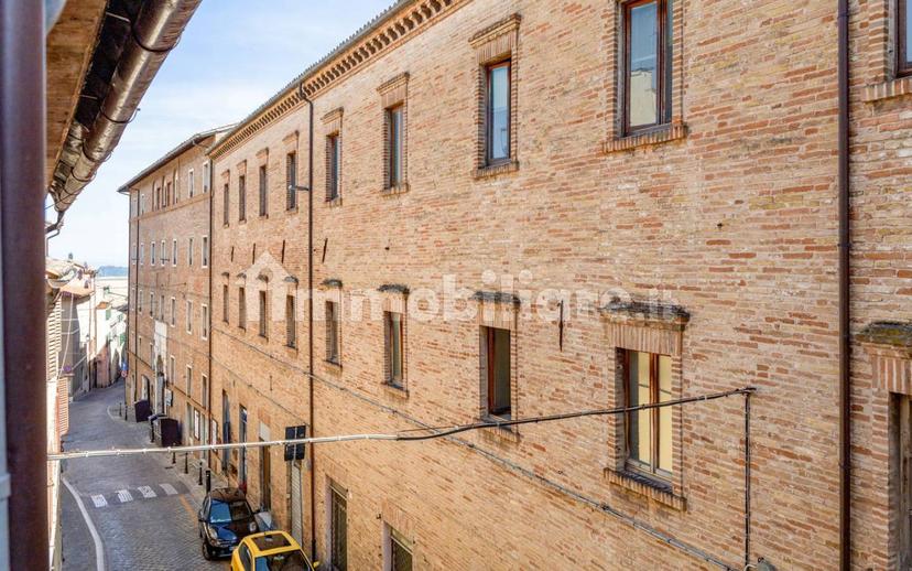 Quadrilocale via Giacomo Matteotti, Centro, Osimo — foto 29 di 35