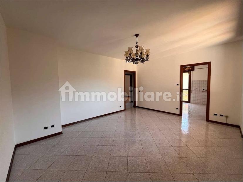 Appartamento buono stato, secondo piano, Centro, Follina — foto 6 di 23