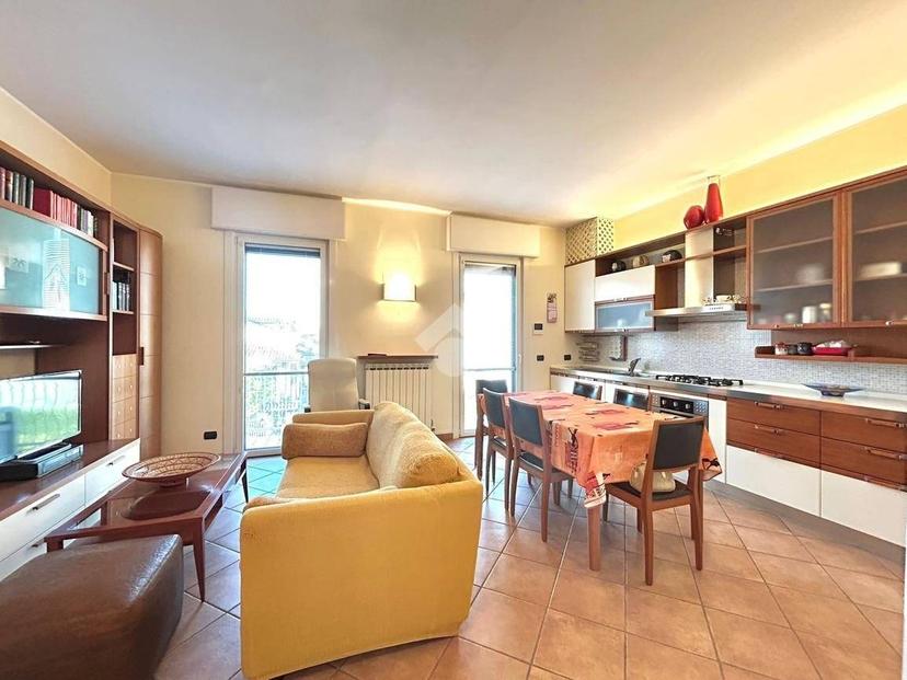 Trilocale via M. Casella 2, Centro, Fiorenzuola d'Arda — foto 13 di 17