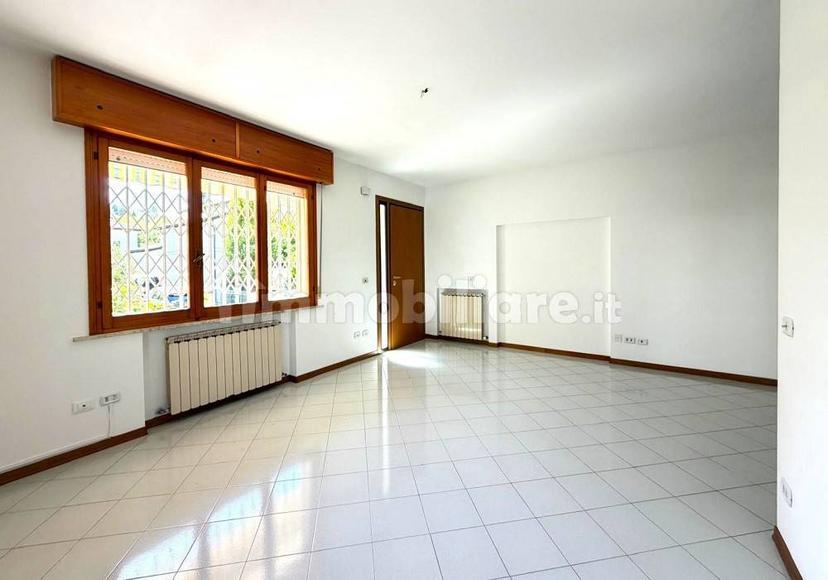 Quadrilocale viale Carbonia, Papini - Oltremare, Riccione — foto 9 di 22