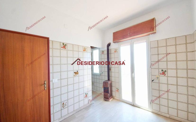 Quadrilocale via Caduti sul Lavoro 25, San Salvatore di Fitalia — foto 28 di 39