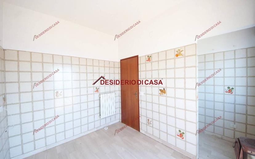 Quadrilocale via Caduti sul Lavoro 25, San Salvatore di Fitalia — foto 23 di 39