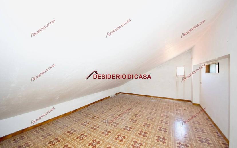 Quadrilocale via Caduti sul Lavoro 25, San Salvatore di Fitalia — foto 16 di 39