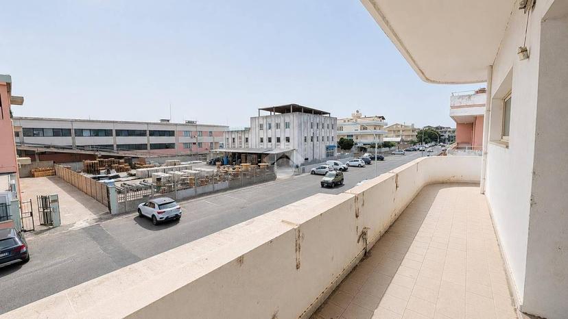 Appartamento via Sebastiano Mele 13, Centro, Oristano — foto 6 di 9