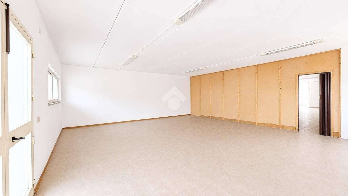 Appartamento via Sebastiano Mele 13, Centro, Oristano