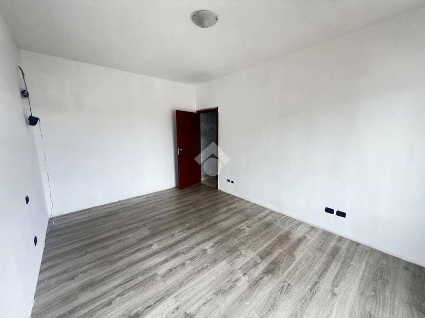 Trilocale via binaghi 5, Centro, Malnate — foto 6 di 12