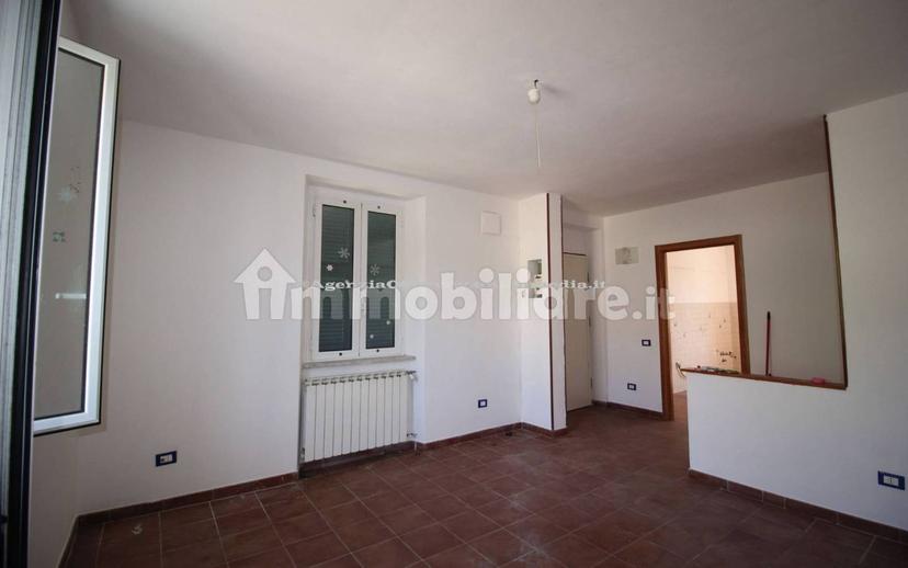 Appartamento primo piano, Centro, Arcola — foto 10 di 17