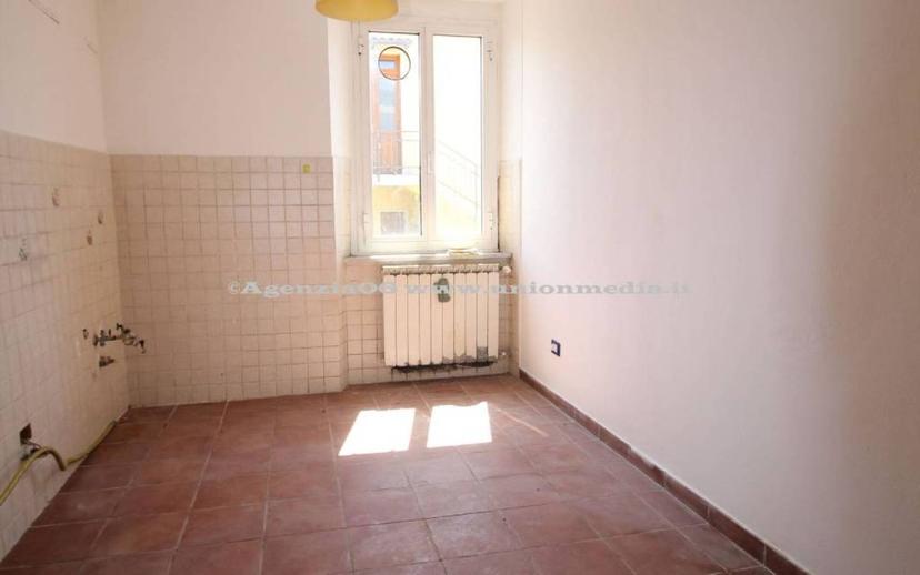Appartamento primo piano, Centro, Arcola — foto 5 di 17