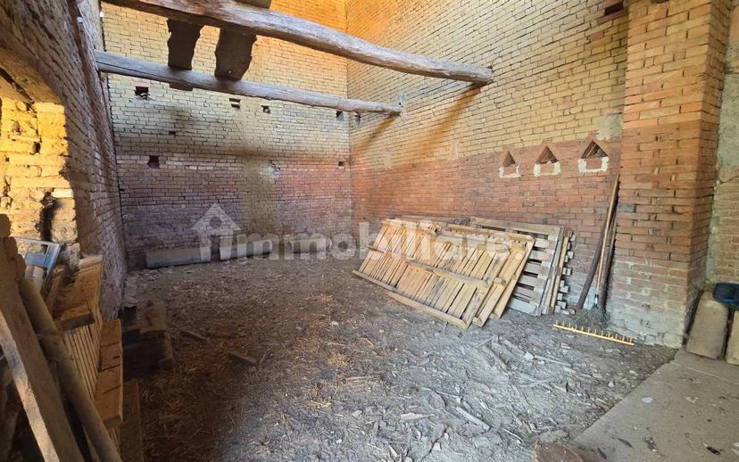 Cascina frazione Revignano, Vaglierano, Asti — foto 40 di 56
